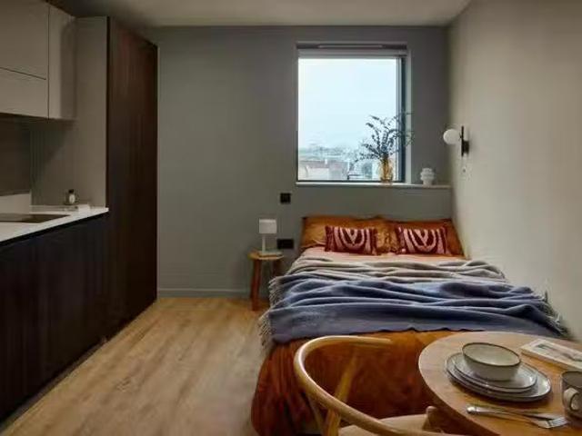 Apartment for rent in Norbiton, Greater London