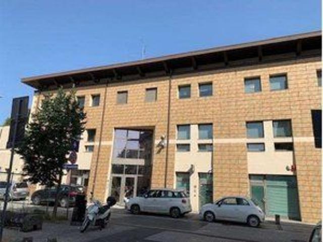 Ufficio in vendita a Palazzo Del Pero, Toscana