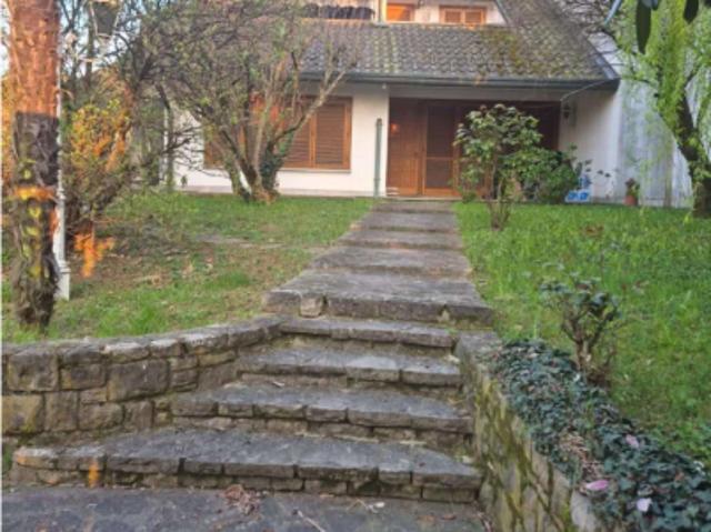 Villa Indipendente in vendita a Cassano D'adda, Lombardia