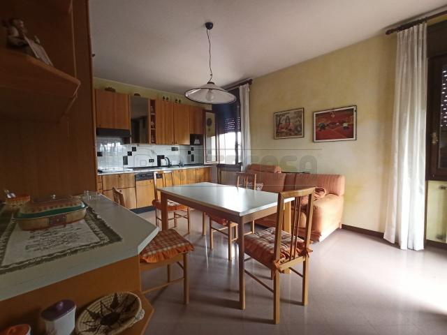 Appartamento in affitto a Zugliano, Veneto
