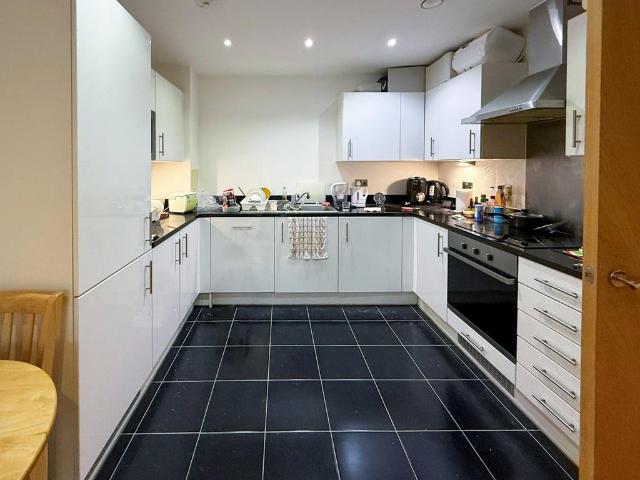 Apartment for rent in Wealdstone, Greater London