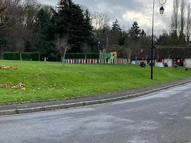 Terrain vente à Beauvais, Trie-château