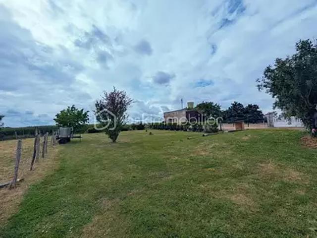 Terrain vente à Quartier de la Mairie, Triguères