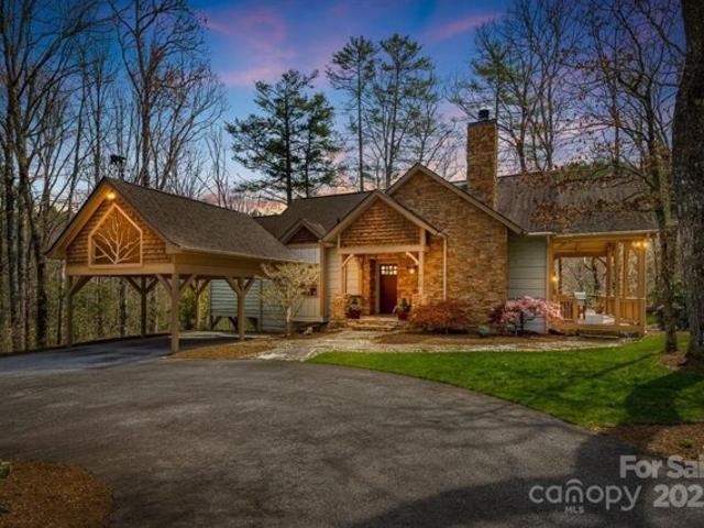 House for sale in Cullowhee