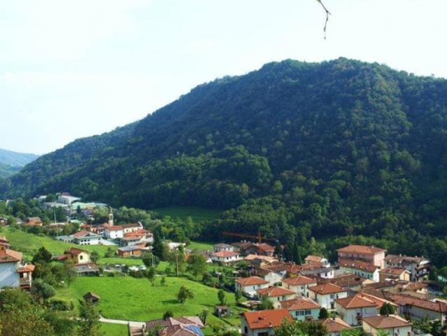 Appartamento in affitto a Torre De' Busi, Lombardia