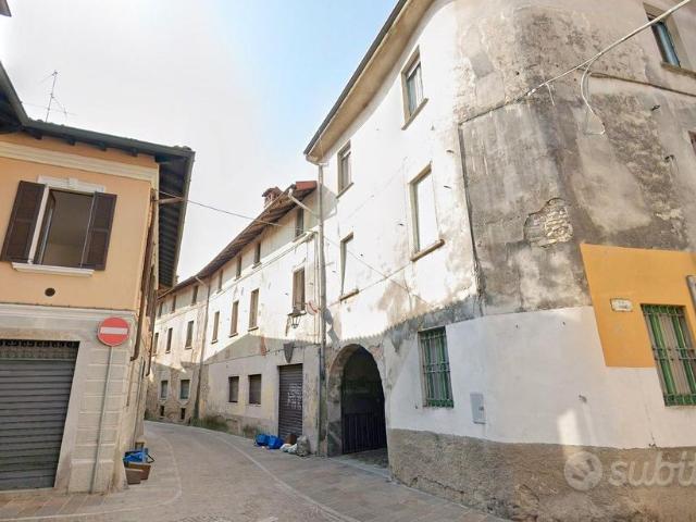 Appartamento in affitto a Mezzana, Somma Lombardo