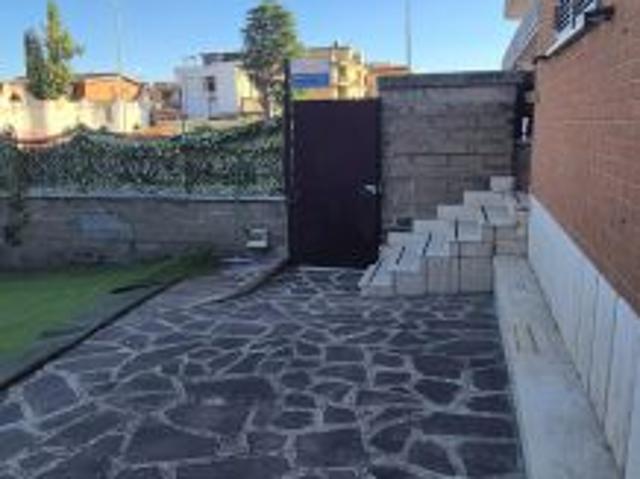 Appartamento in affitto a Villa Verde, Roma