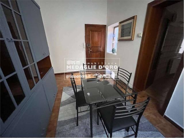 Appartamento in affitto a Centro Storico, Modena