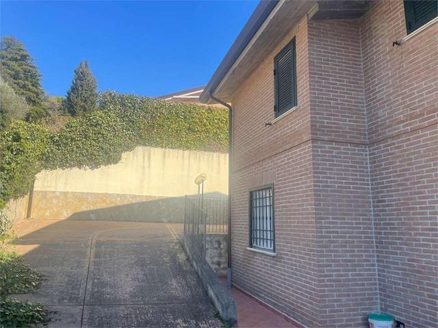 Appartamento in affitto a Norcia, Perugia