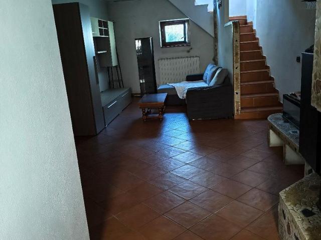 Appartamento in affitto a Centro, Piemonte