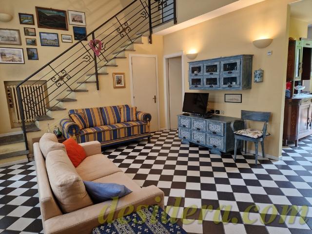Villa Indipendente in affitto a Piemonte, Novara
