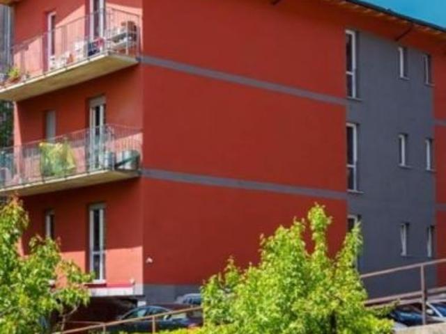 Appartamento in affitto a Sagnino, Como
