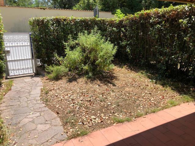 Appartamento in affitto a Ronchi, Marina Di Massa