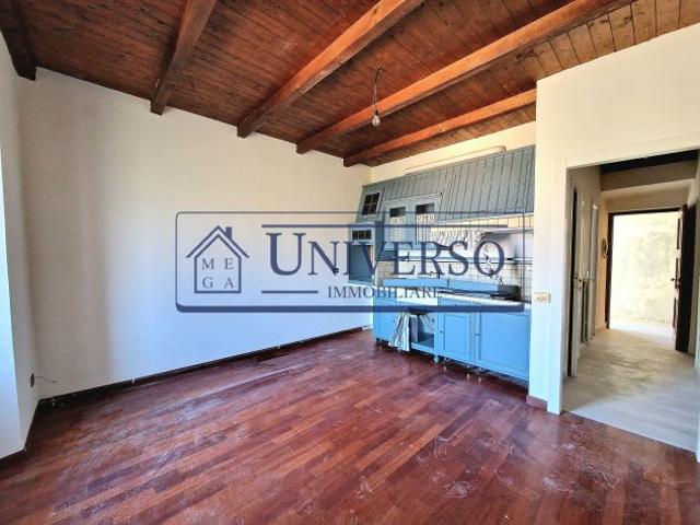 Appartamento in vendita a Borgo Priolo, Lombardia