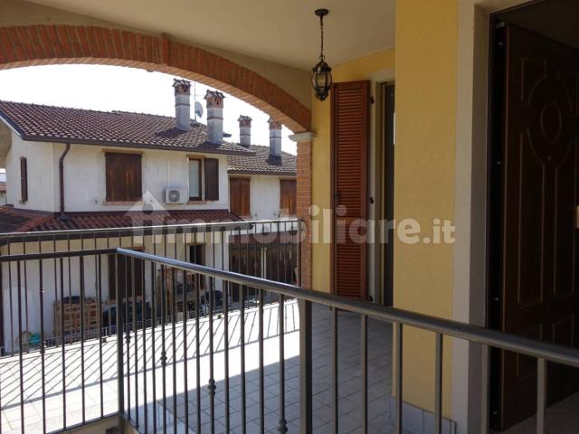 Appartamento in affitto a Mozzanica, Lombardia