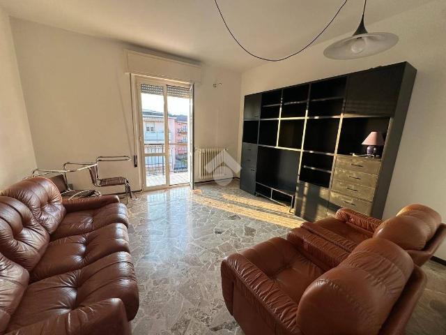 Appartamento in affitto a Zona Centro, Brescia