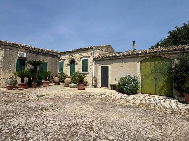 Appartamento in affitto a Modica, Ragusa
