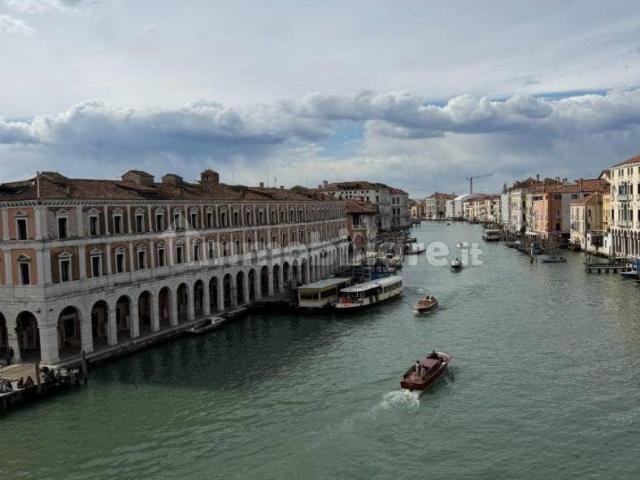 Appartamento in affitto a Venezia-Murano-Burano, Venezia