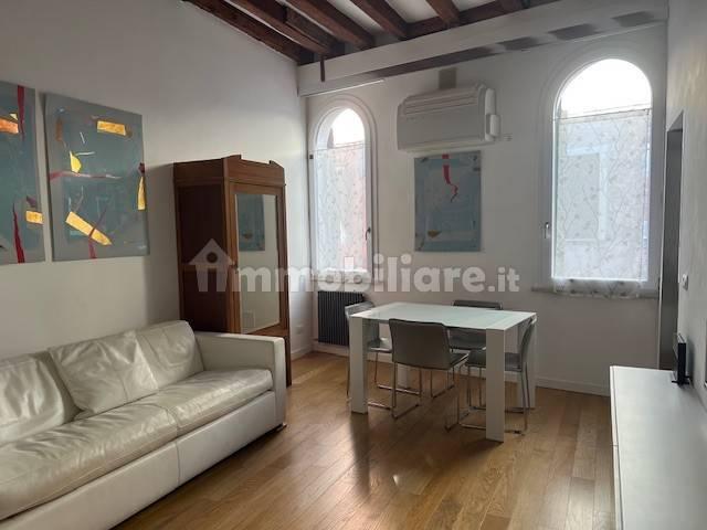 Appartamento in affitto a Venezia-Murano-Burano, Venezia