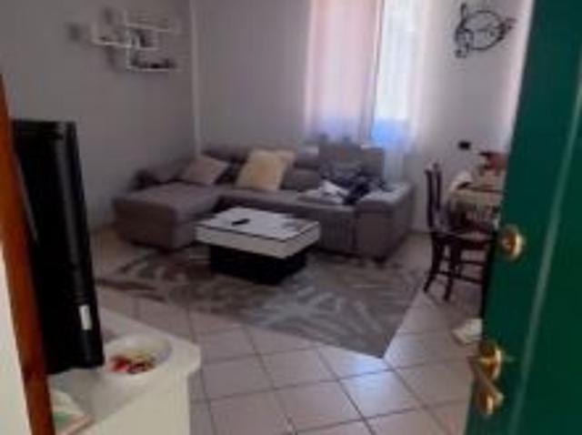 Appartamento in affitto a Lainate, Milano