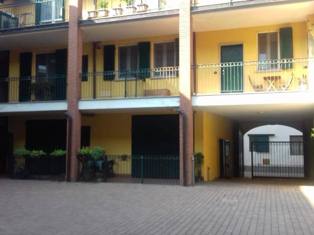 Appartamento in vendita a Véla, Vedano Olona