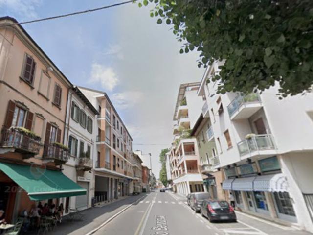 Appartamento in affitto a Tradate, Varese