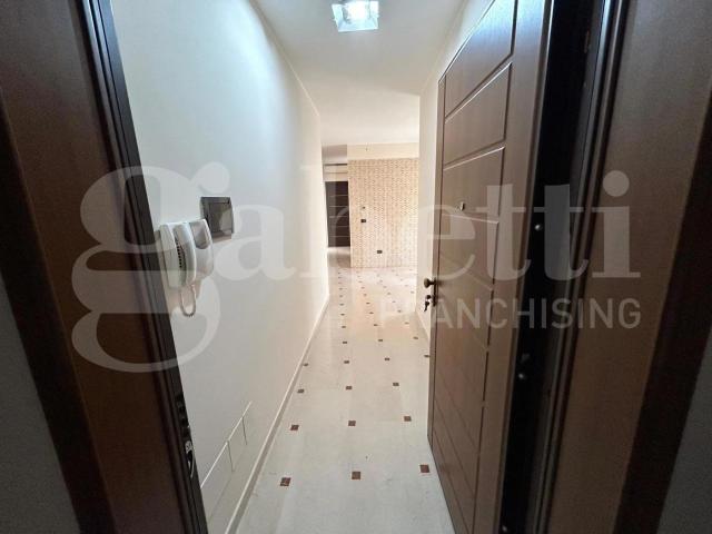 Appartamento in vendita a Puglia, Barletta-andria-trani
