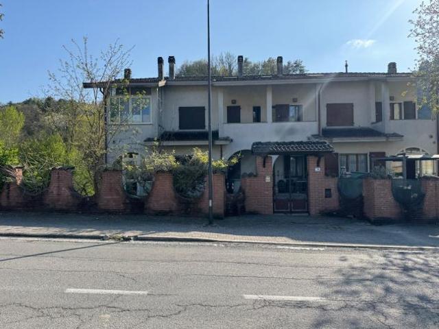 Appartamento in vendita a Pellegrino Parmense, Parma