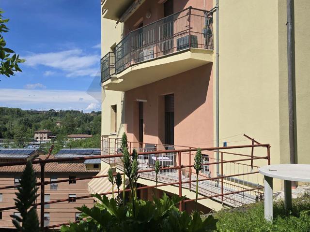 Appartamento in vendita a Ravacciano, Siena