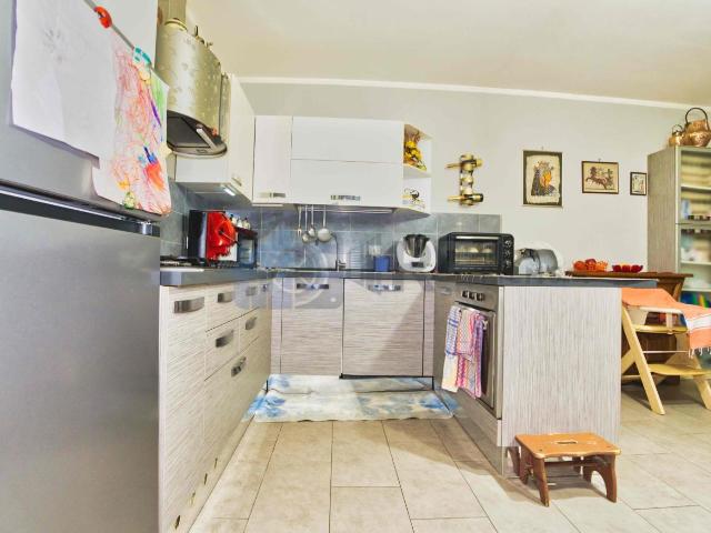 Appartamento in vendita a Suvereto, Toscana