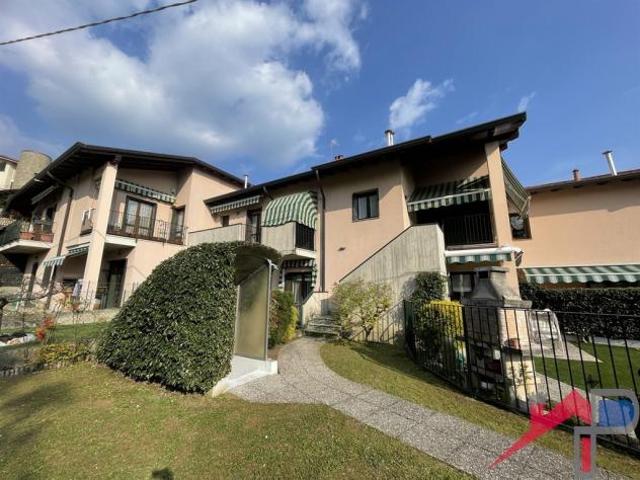Appartamento in vendita a Caprino Bergamasco, Lombardia