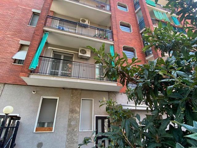 Appartamento in vendita a Adriano, Milano