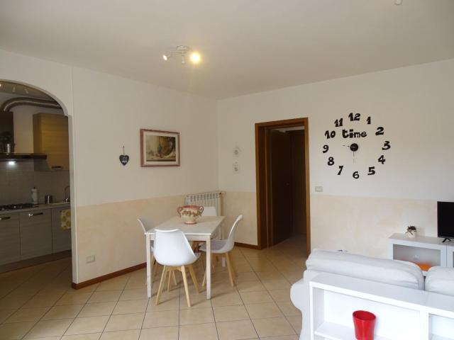 Appartamento in vendita a Uzzano, Uzzano E Castello