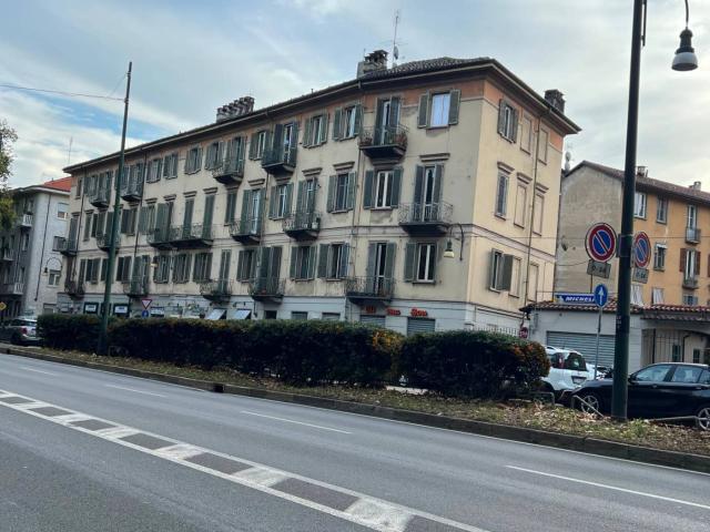 Appartamento in affitto a Circoscrizione 8, Piemonte