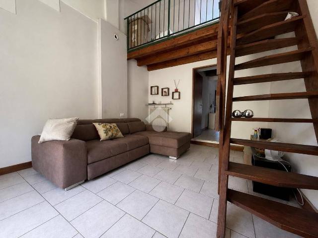 Appartamento in affitto a Capizzone, Lombardia