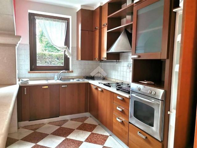 Appartamento in affitto a Balconi, Pescantina