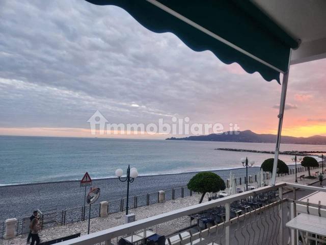 Appartamento in affitto a Sampierdicanne, Chiavari