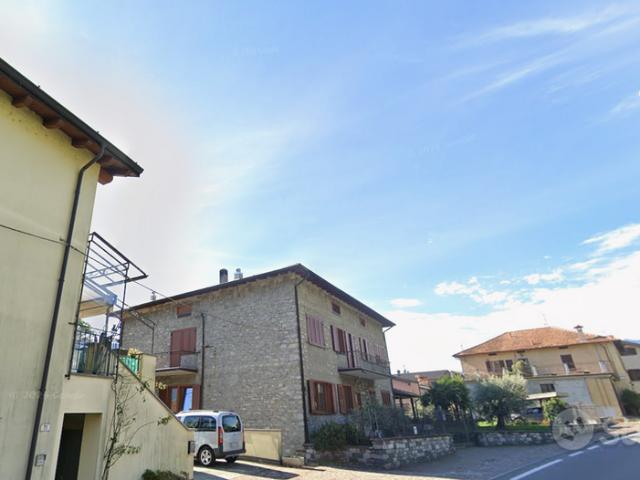 Appartamento in affitto a Gera Lario, Como