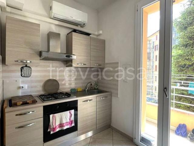 Appartamento in affitto a Bologna, Reggio Emilia
