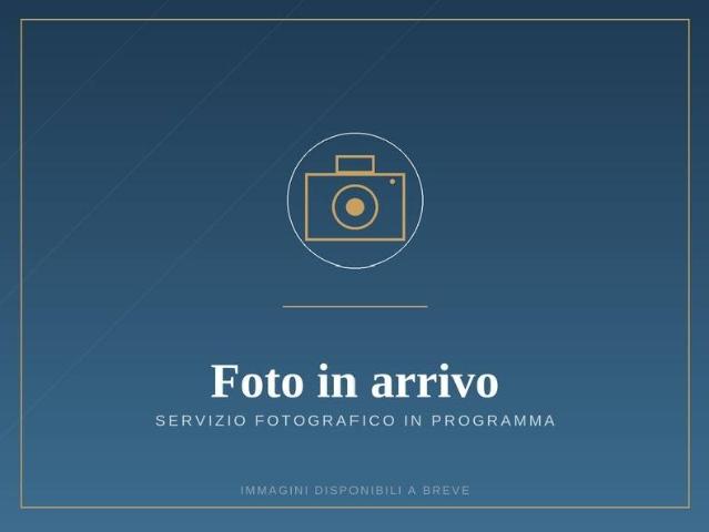 Appartamento in affitto a Santo Stefano, Bologna