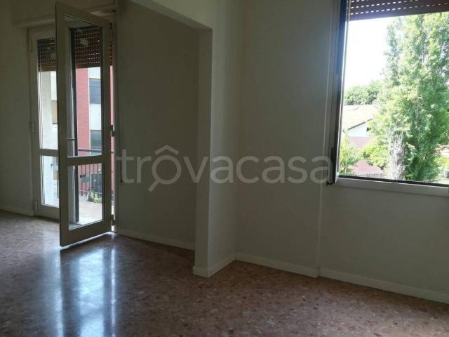 Appartamento in affitto a Zona Ovest, Brescia