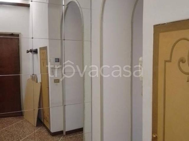 Appartamento in affitto a Zona Centro, Brescia