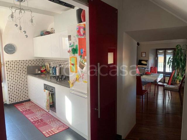 Appartamento in affitto a Campomorone, Liguria