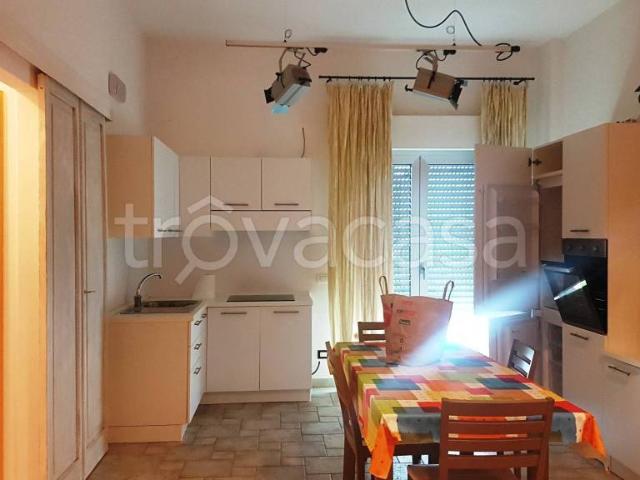 Appartamento in affitto a Marche, Macerata