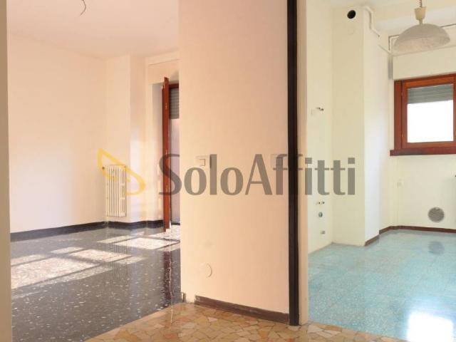 Appartamento in affitto a Bria, Desio