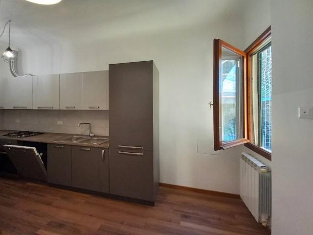 Appartamento in affitto a Quartiere 2, Firenze