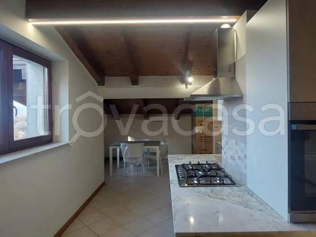 Appartamento in affitto a Giardino, Frosinone