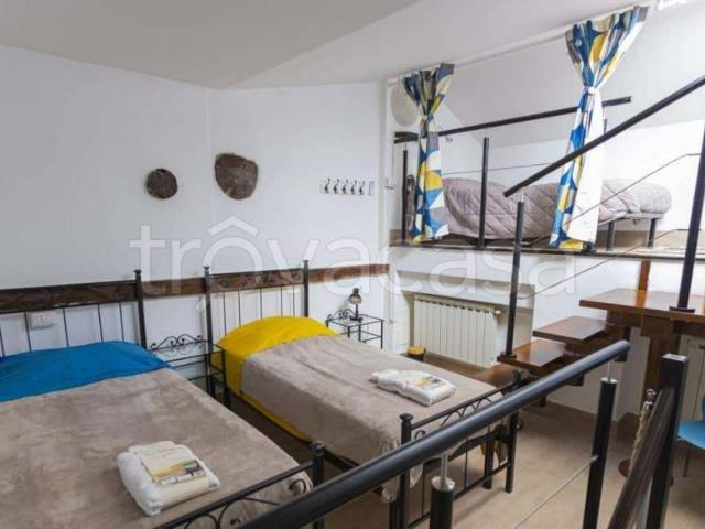 Appartamento in affitto a Centro Est, Serra Riccò