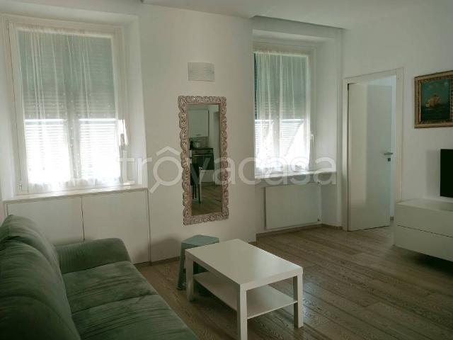 Appartamento in affitto a Centro Est, Serra Riccò