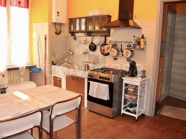 Appartamento in affitto a Bassa Val Bisagno, Serra Riccò